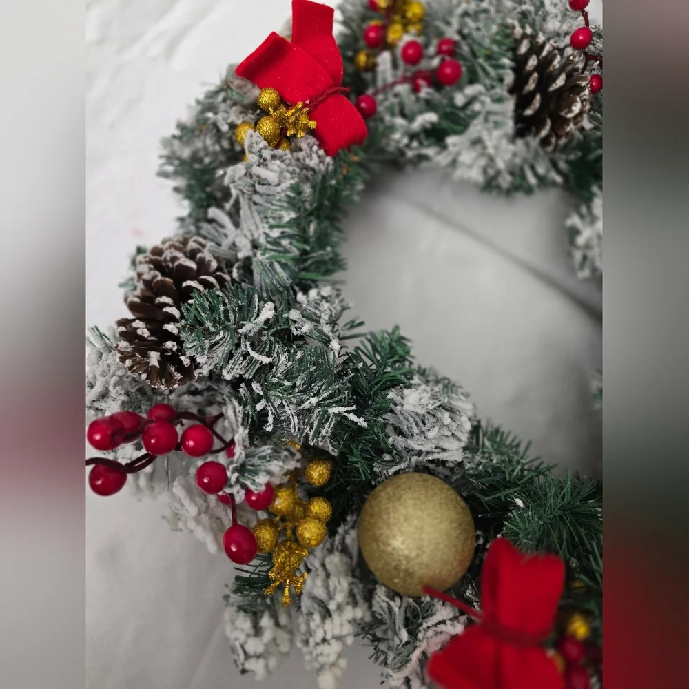 17x17 Christmas Holly Berry Wreath Flocked with Gold Merry Christmas Sign Hangin